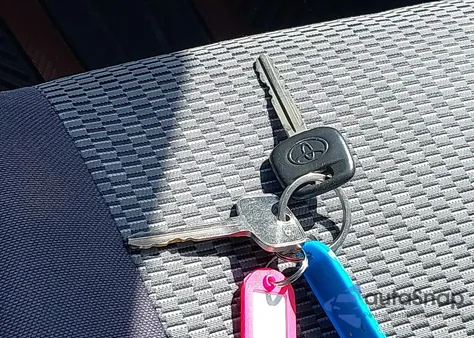 2004 Toyota Rav4 z USA, uszkodzony, nr VIN JTEGD20V840001019